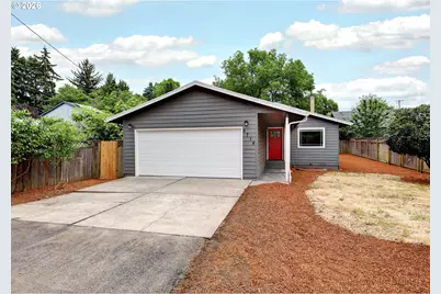 5714 NE Ainsworth St, Portland, OR 97218 - Photo 1