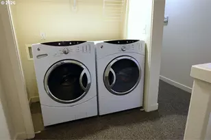 618 NE Garswood Ln, Hillsboro, OR 97006 - Photo 17