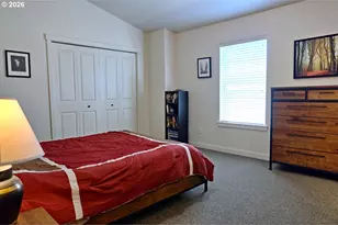 618 NE Garswood Ln, Hillsboro, OR 97006 - Photo 19