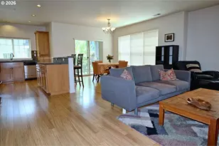 618 NE Garswood Ln, Hillsboro, OR 97006 - Photo 13