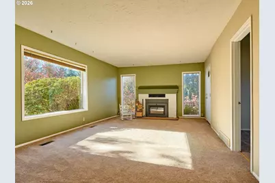 1060 Silver Falls Dr NE, Silverton, OR 97381 - Photo 33
