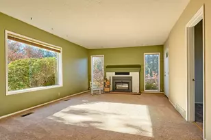 1060 Silver Falls Dr NE, Silverton, OR 97381 - Photo 33