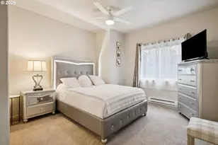 11830 NW Holly Springs Ln, Portland, OR 97229 - Photo 17