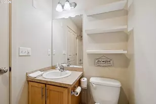 11830 NW Holly Springs Ln, Portland, OR 97229 - Photo 27