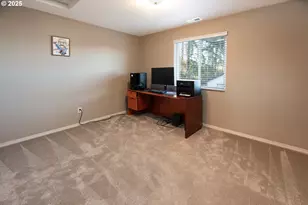 792 S 52nd Pl, Springfield, OR 97478 - Photo 27