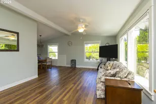 11584 SW Royal Villa Dr, Portland, OR 97224 - Photo 7