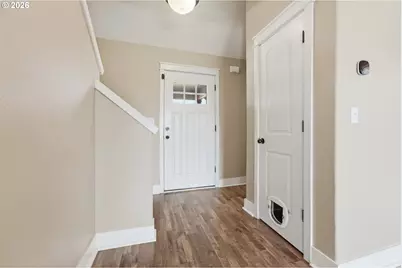 967 E 16th St, Lafayette, OR 97127 - Photo 3