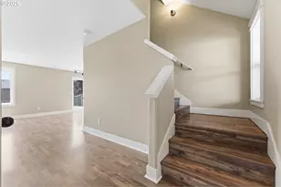 967 E 16th St, Lafayette, OR 97127 - Photo 11