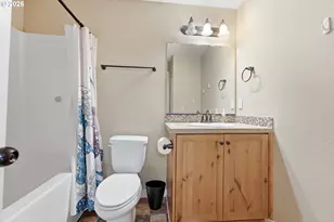 967 E 16th St, Lafayette, OR 97127 - Photo 21