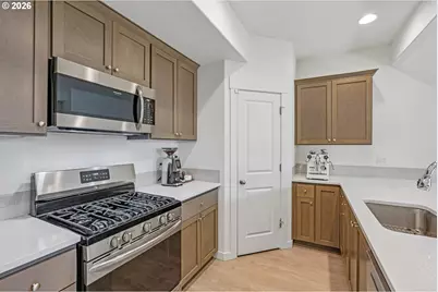 1121 N Auburn Pl, Ridgefield, WA 98642 - Photo 17