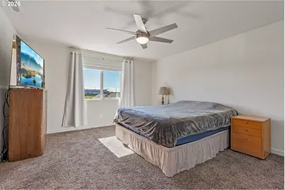 1121 N Auburn Pl, Ridgefield, WA 98642 - Photo 21