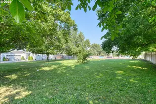 256 NW Jewell Ct, Irrigon, OR 97844 - Photo 31