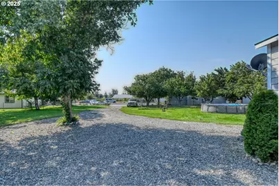 256 NW Jewell Ct, Irrigon, OR 97844 - Photo 43