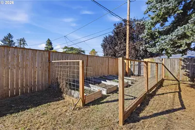 34121 El Manor Ave, Eugene, OR 97405 - Photo 37