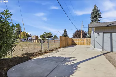 34121 El Manor Ave, Eugene, OR 97405 - Photo 3