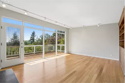 10435 SW 63rd Dr, Portland, OR 97219 - Photo 5