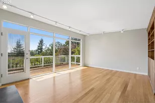 10435 SW 63rd Dr, Portland, OR 97219 - Photo 5