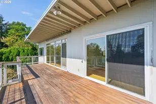10435 SW 63rd Dr, Portland, OR 97219 - Photo 15