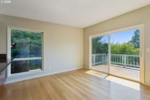 10435 SW 63rd Dr, Portland, OR 97219 - Photo 13