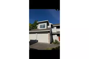 4981 Hampton Ct, Lake Oswego, OR 97035 - Photo 5