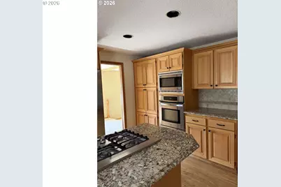 4981 Hampton Ct, Lake Oswego, OR 97035 - Photo 3