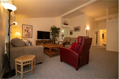 512 Robin Ln, Florence, OR 97439 - Photo 23