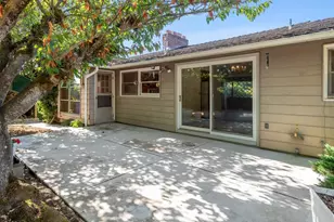 10426 SE Lincoln Ct, Portland, OR 97216 - Photo 37