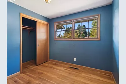 10426 SE Lincoln Ct, Portland, OR 97216 - Photo 23