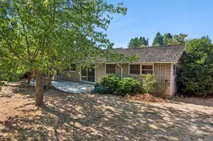 10426 SE Lincoln Ct, Portland, OR 97216 - Photo 35