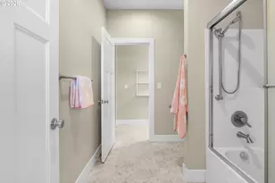 10253 NW Engleman St, Portland, OR 97229 - Photo 39