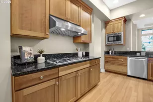 10253 NW Engleman St, Portland, OR 97229 - Photo 17