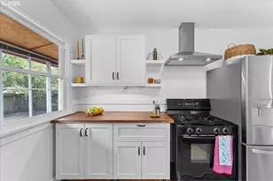 8927 N Leonard St, Portland, OR 97203 - Photo 15