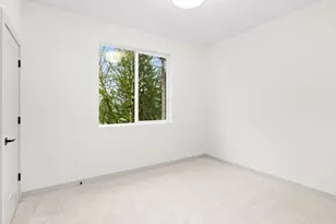 5213 SW Vacuna St, Portland, OR 97219 - Photo 11