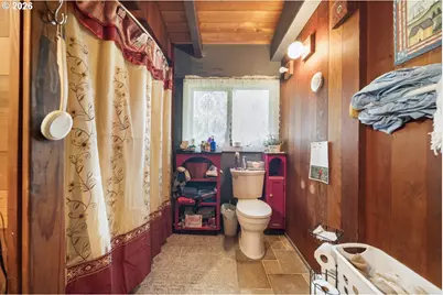 94268 6th St, Gold Beach, OR 97444 - Photo 21