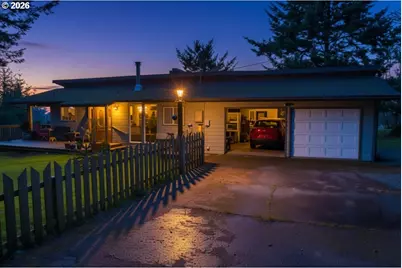 94268 6th St, Gold Beach, OR 97444 - Photo 1