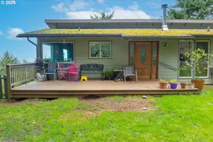 94268 6th St, Gold Beach, OR 97444 - Photo 11