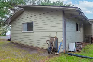 94268 6th St, Gold Beach, OR 97444 - Photo 43
