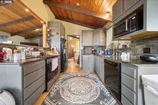 94268 6th St, Gold Beach, OR 97444 - Photo 13