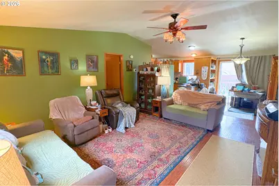 1118 W C Ave, La Center, WA 98629 - Photo 3