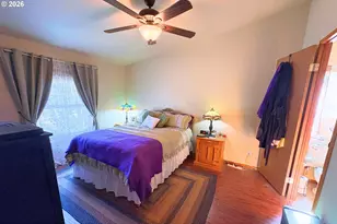 1118 W C Ave, La Center, WA 98629 - Photo 9