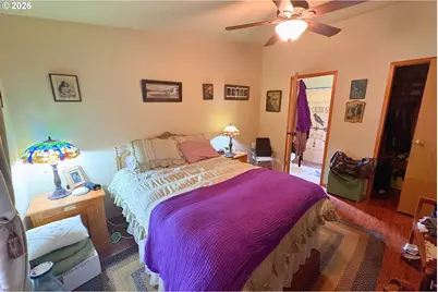 1118 W C Ave, La Center, WA 98629 - Photo 11