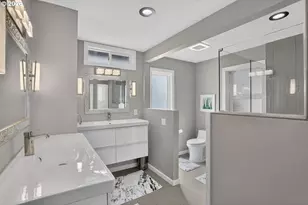2630 N Hayden Island Dr, Portland, OR 97217 - Photo 29