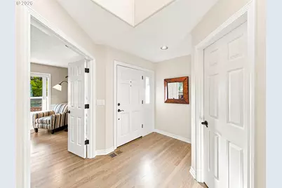 9535 SW Cherry Ln, Tualatin, OR 97062 - Photo 5