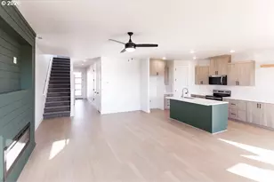 16009 Barlow Trl Ln, Oregon City, OR 97045 - Photo 3