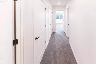 16009 Barlow Trl Ln, Oregon City, OR 97045 - Photo 17