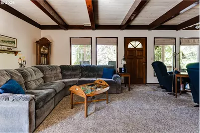 26408 Crow Rd, Eugene, OR 97402 - Photo 5