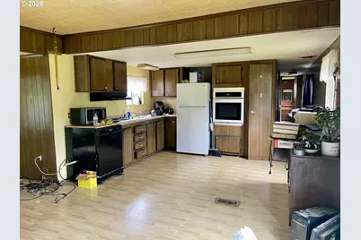 61772 Ross Inlet Rd, Coos Bay, OR 97420 - Photo 11