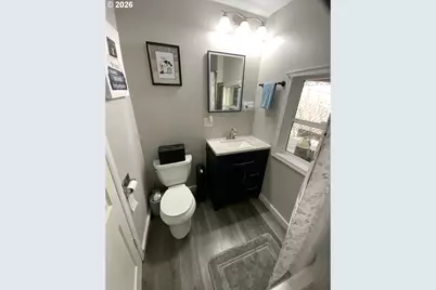 400 W 6th St, The Dalles, OR 97058 - Photo 11