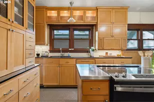 2747 NE 15th Ave, Portland, OR 97212 - Photo 9