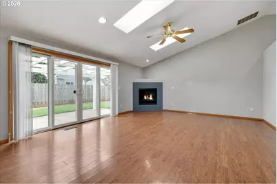 317 SE 9th Ave, Canby, OR 97013 - Photo 9